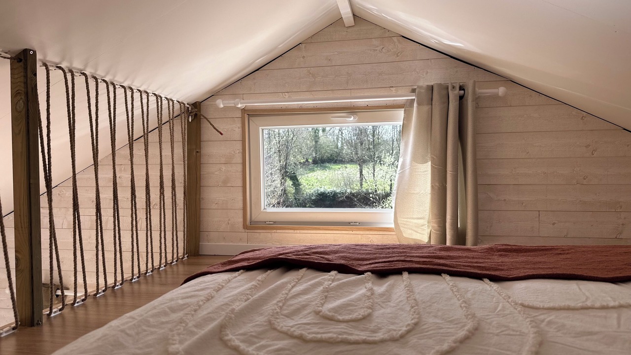 Photo of Bedroom in St-Jean-des-Champs