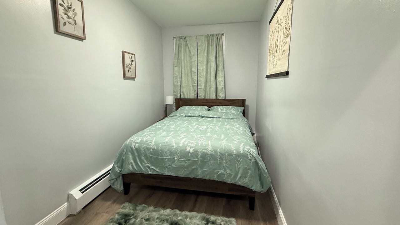 Photo of Bedroom in Communipaw