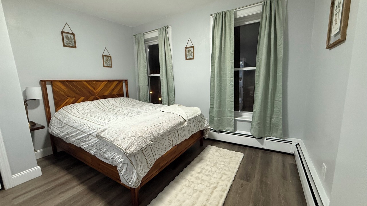 Photo of Bedroom in Communipaw