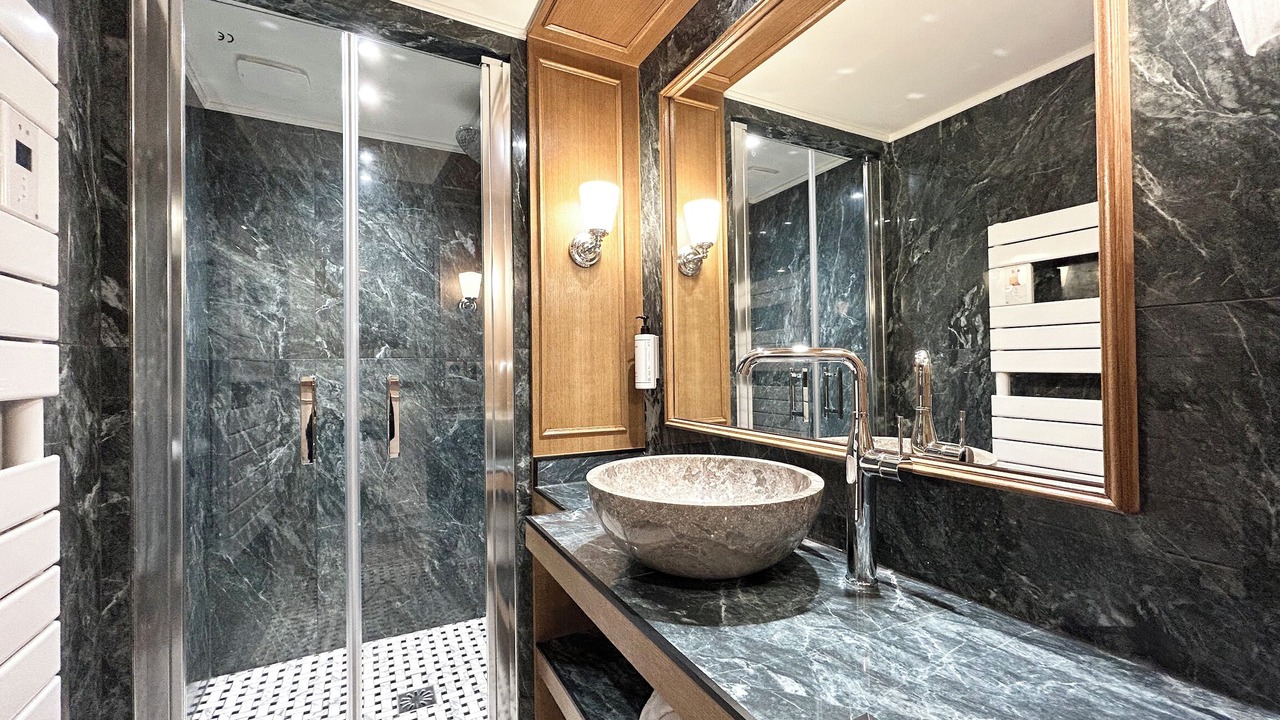 Photo of Bathroom in Quartier des Invalides
