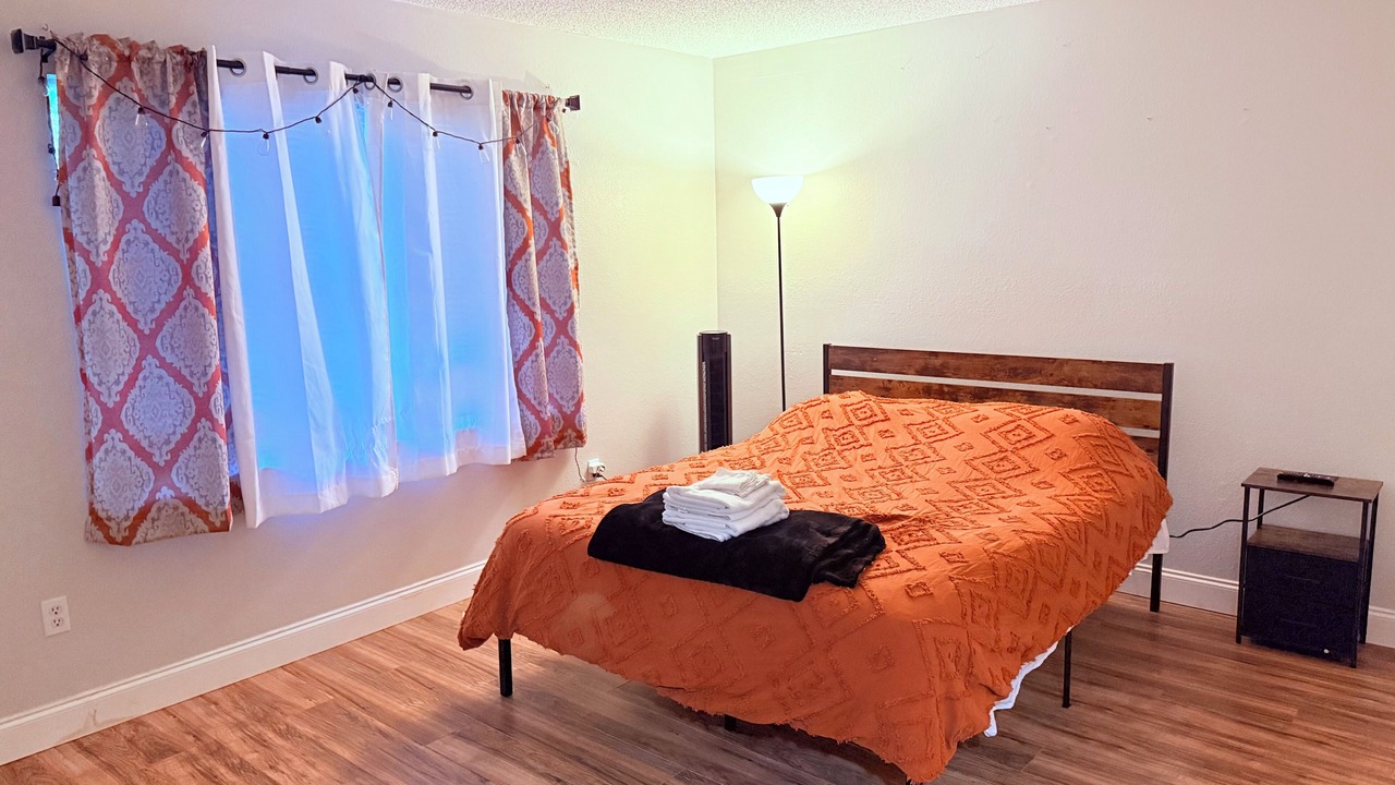 Photo of Bedroom in Candler