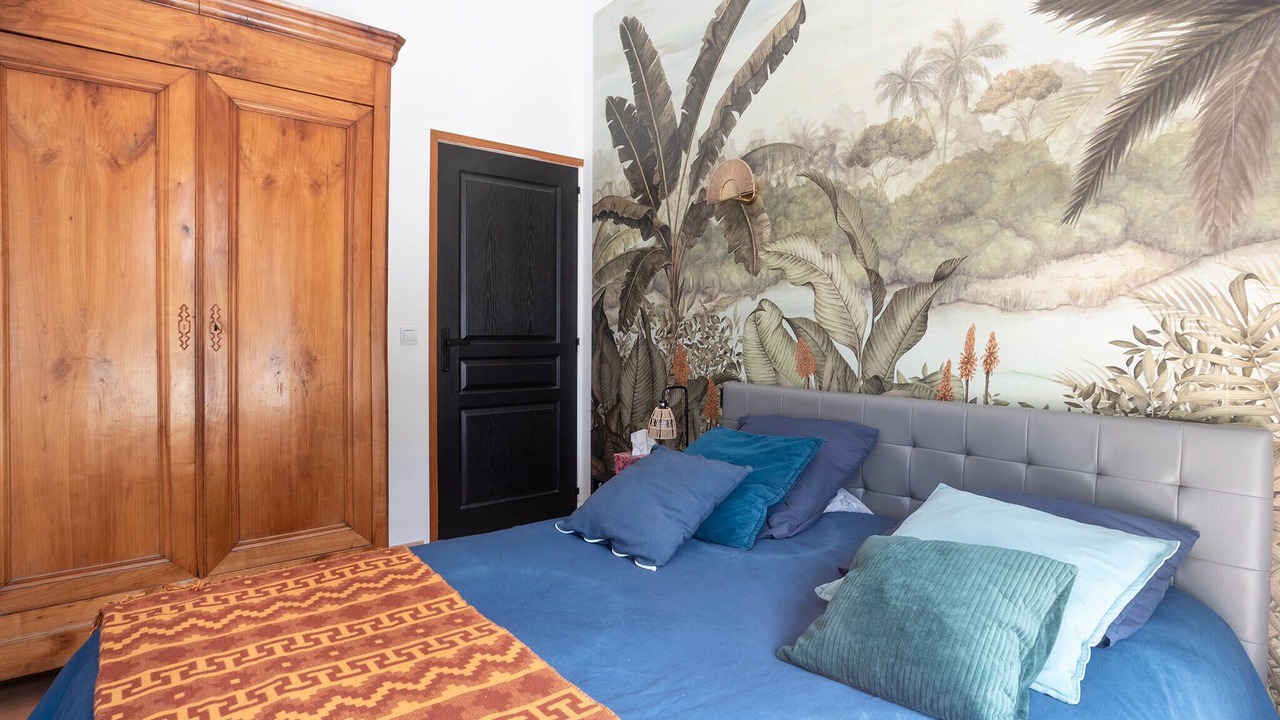 Photo of Others in Cabris