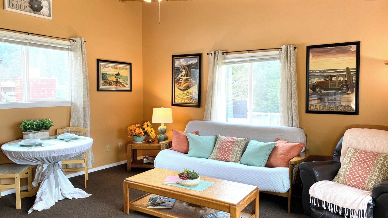 Photo of Livingroom in Klamath