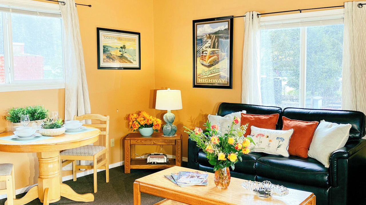 Photo of Livingroom in Klamath