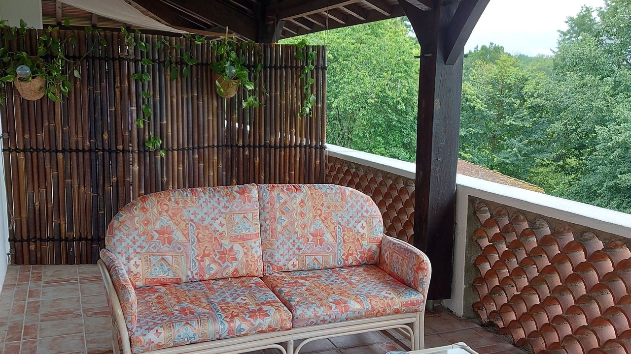 Photo of Patio Balcony in Barcelonne-du-Gers