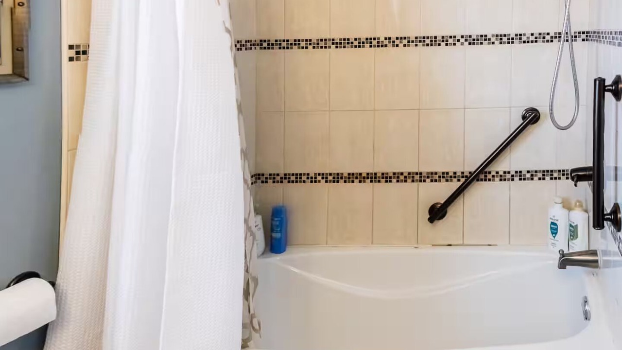 Photo of Bathroom in Twillingate