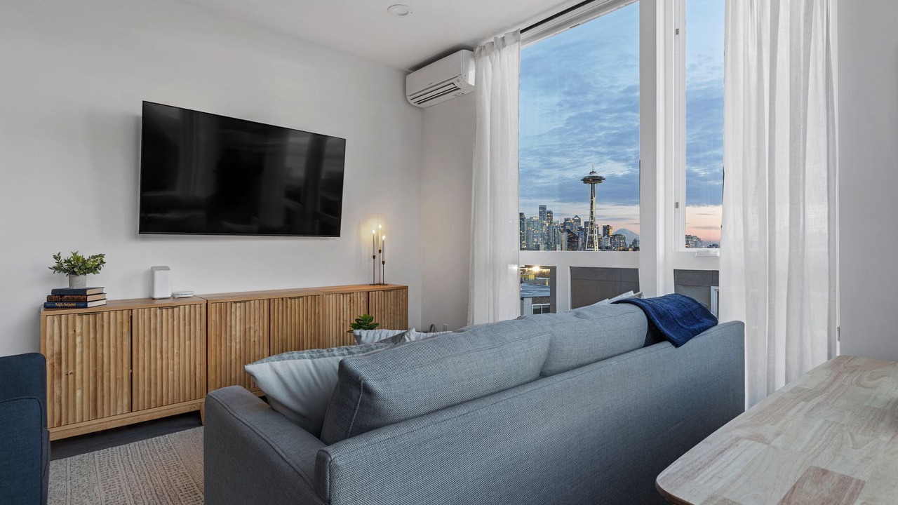 Photo of Livingroom in Lower Queen Anne