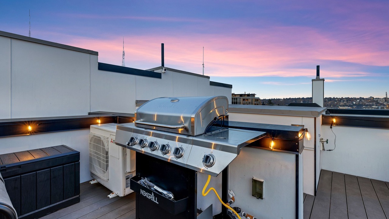 Photo of Outdoor in Lower Queen Anne