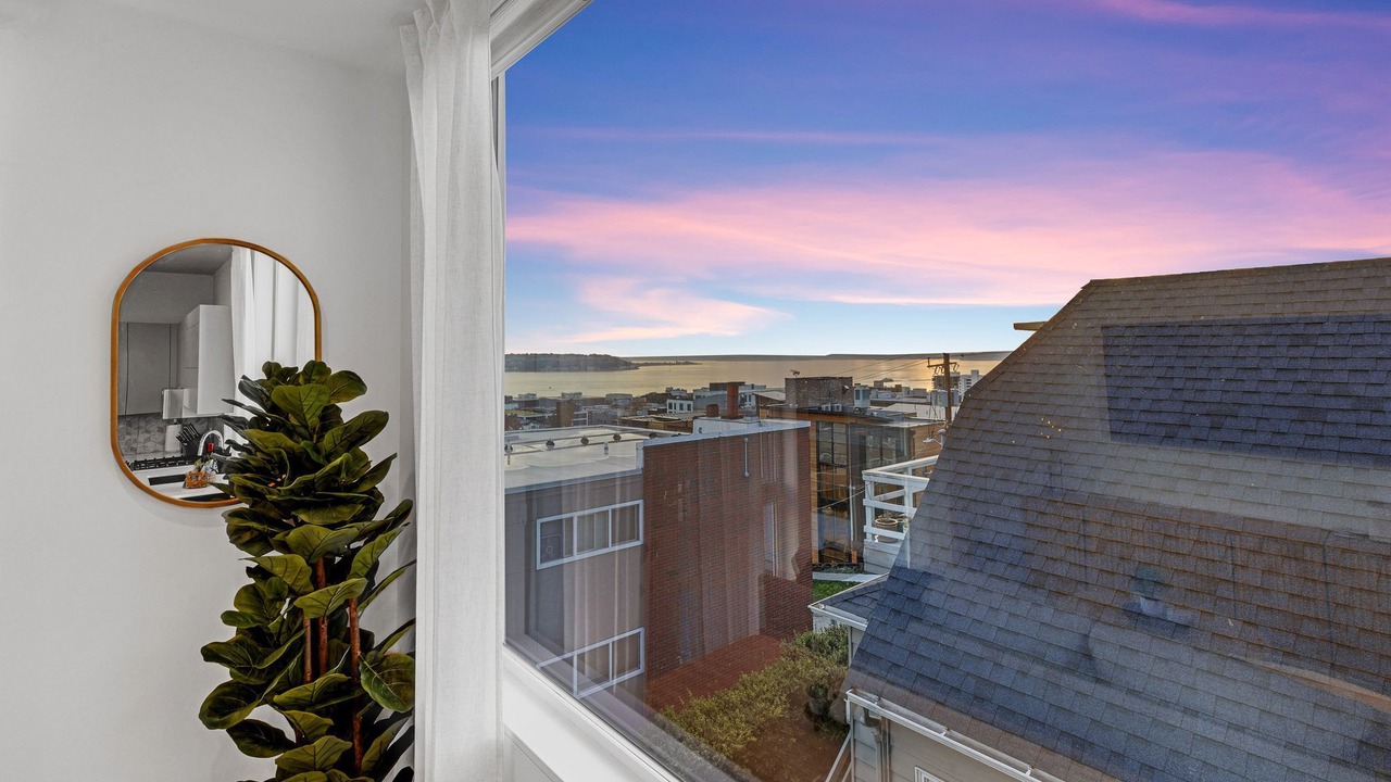 Photo of Others in Lower Queen Anne