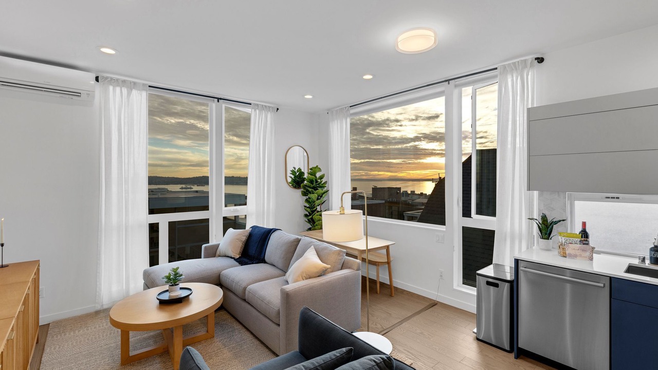 Photo of Livingroom in Lower Queen Anne