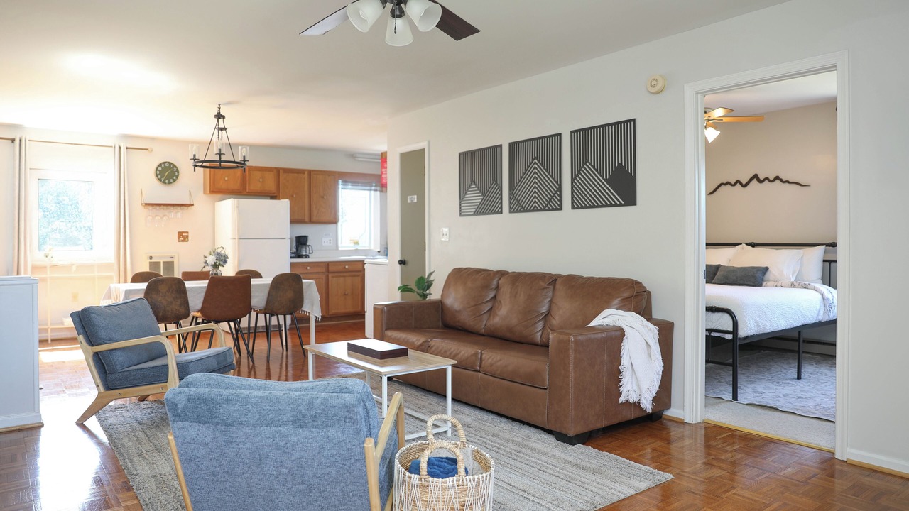 Photo of Livingroom in North Garden
