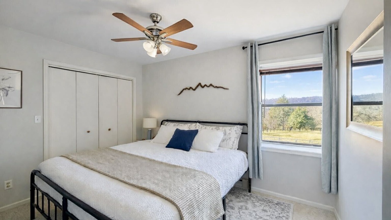 Photo of Bedroom in North Garden