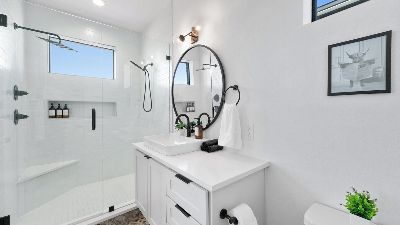 Photo of Bathroom in Oak Lawn