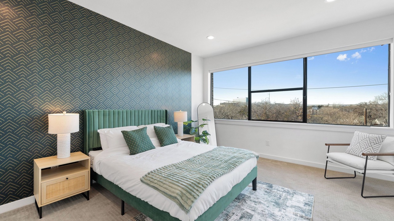 Photo of Bedroom in Oak Lawn