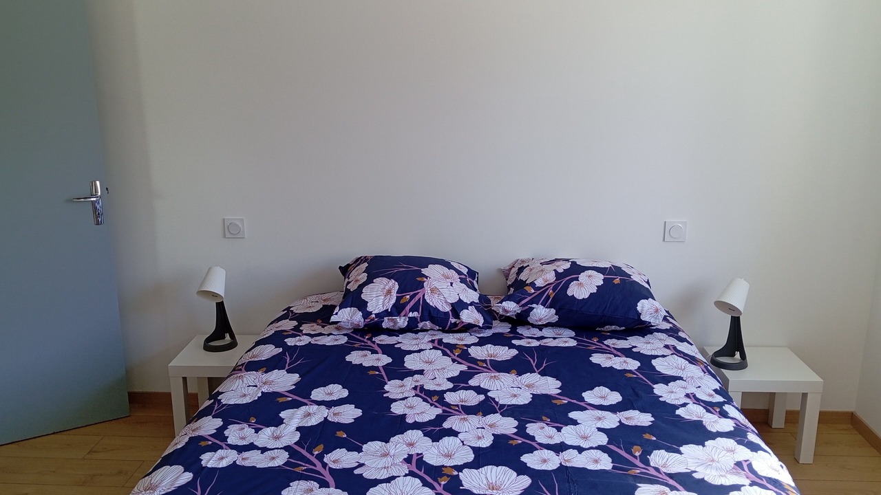 Photo of Bedroom in Salles-Curan