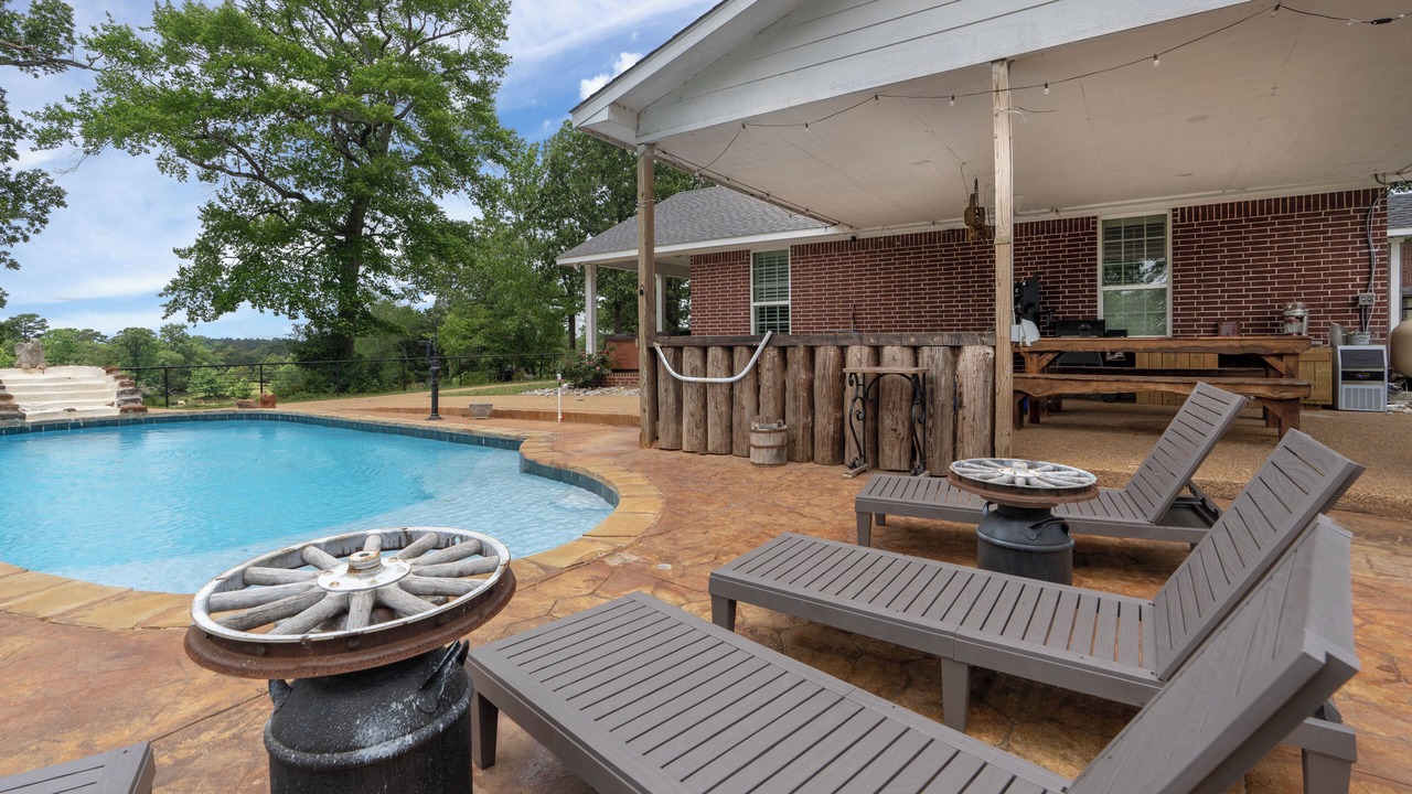 Photo of Outdoor in Gilmer