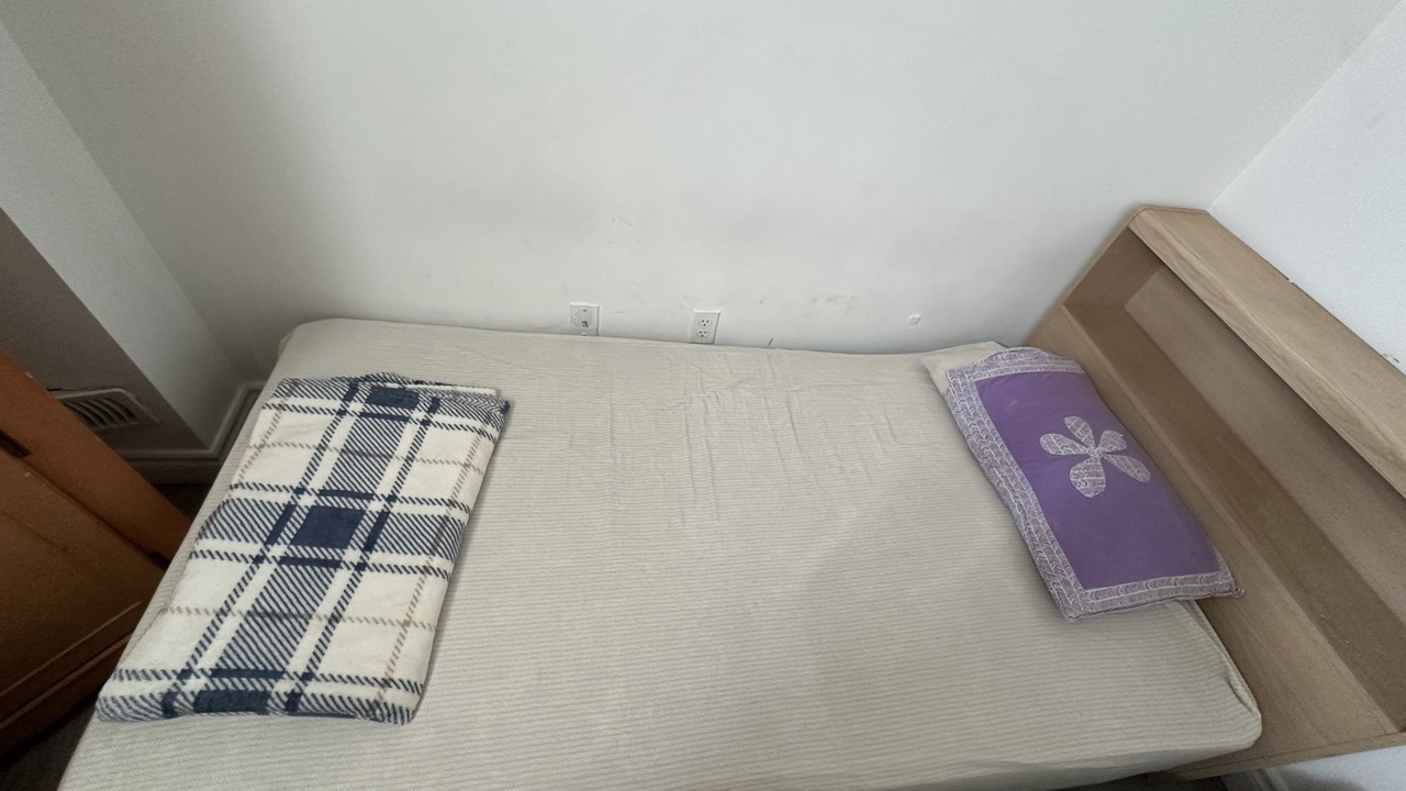 Photo of Bedroom in Oshawa