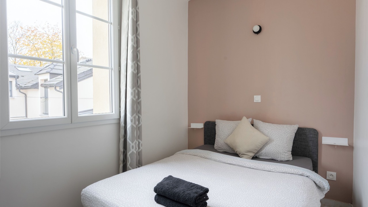 Photo of Bedroom in Tremblay-les-Gonesse