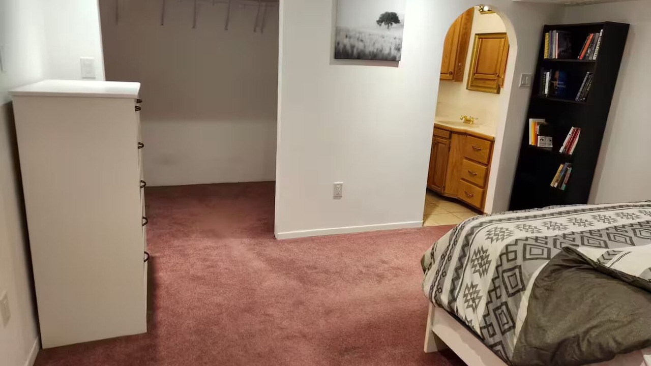 Photo of Bedroom in Newmarket