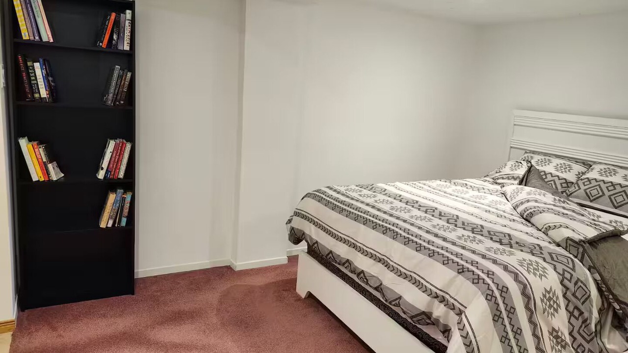 Photo of Bedroom in Newmarket