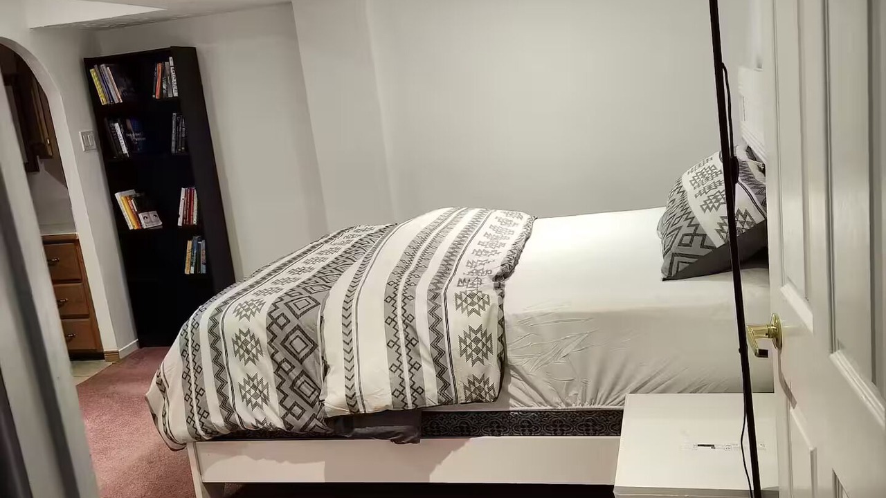 Photo of Bedroom in Newmarket