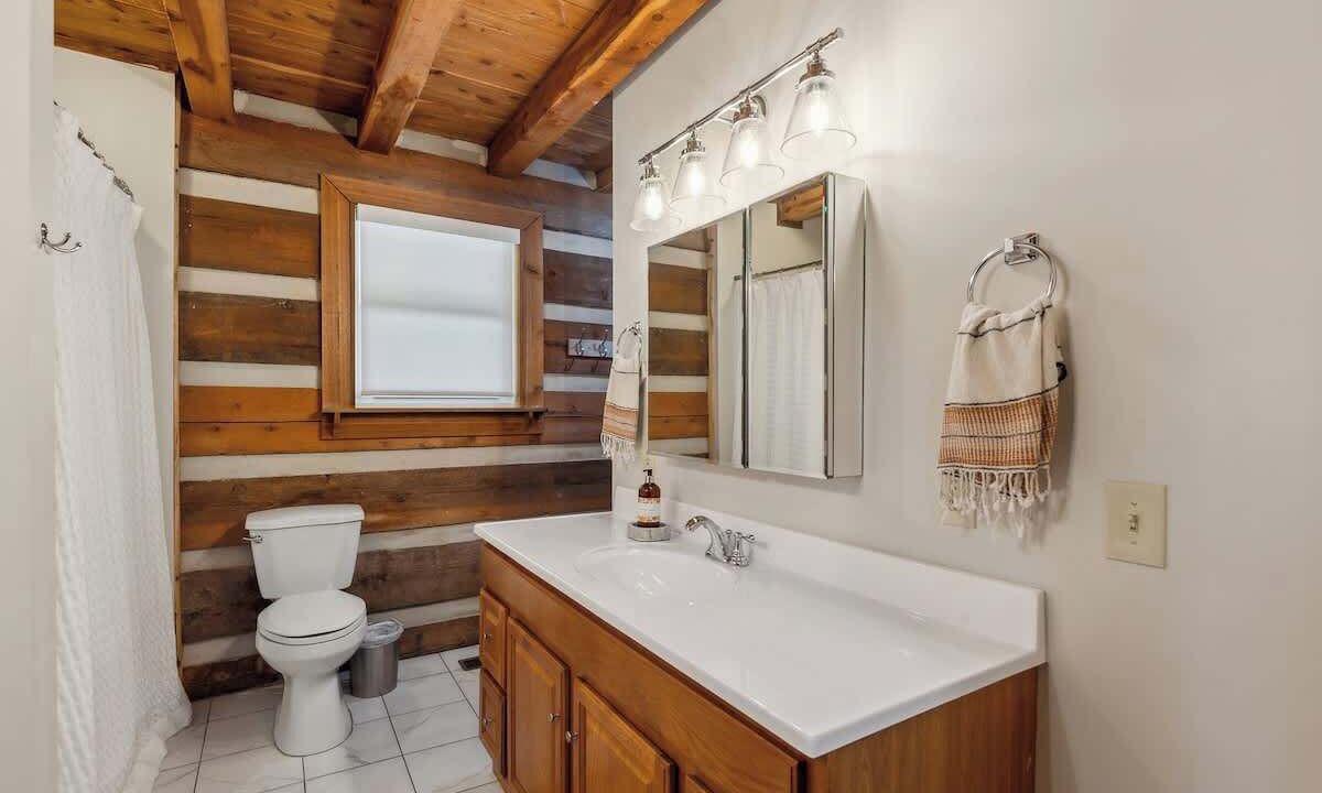 Photo of Bathroom in Murfreesboro