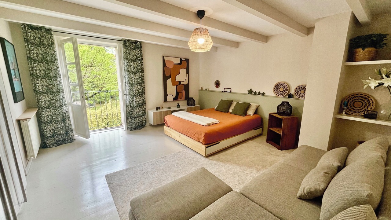 Photo of Bedroom in Entraigues-sur-la-Sorgue