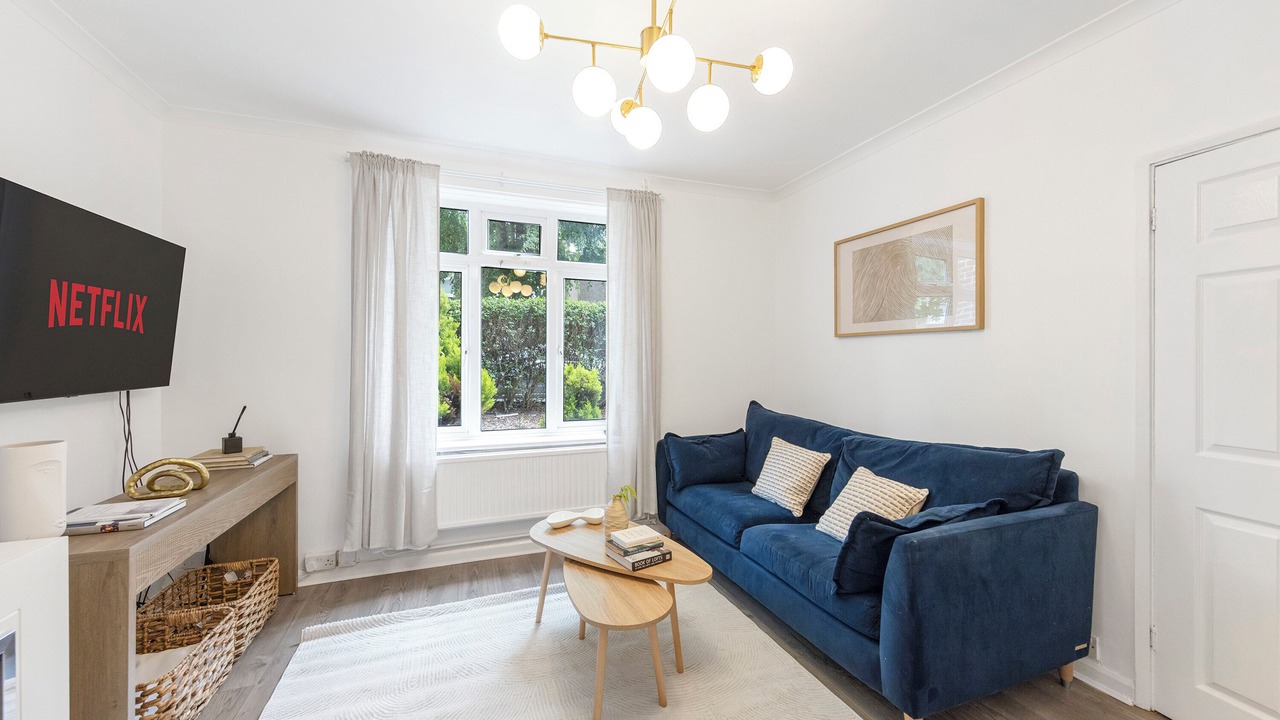 Photo of Livingroom in Plaistow and Sundridge