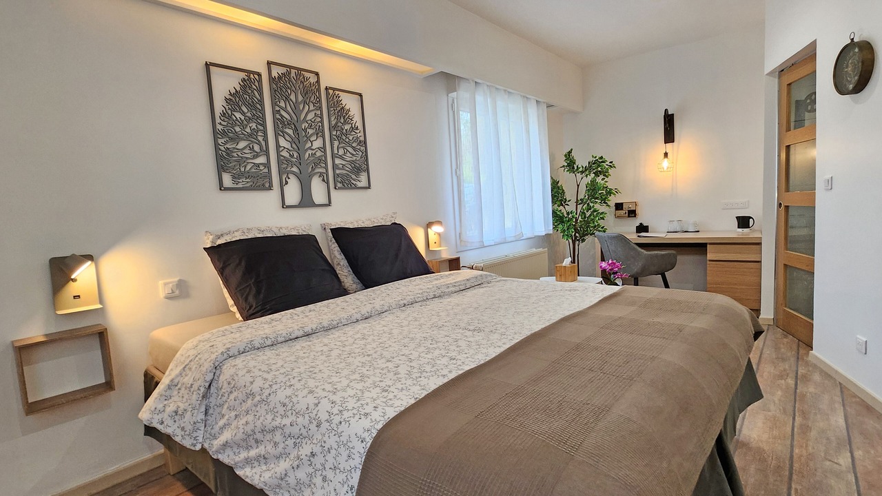 Photo of Bedroom in Saint-Pargoire