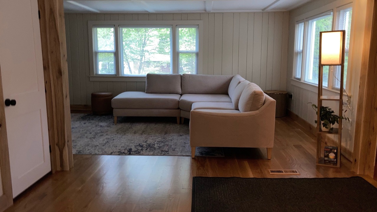 Photo of Livingroom in Mayfield