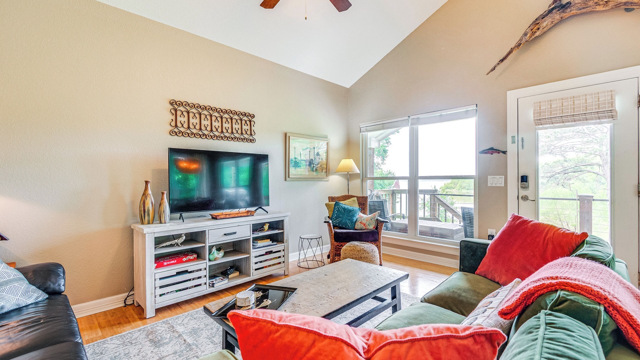 Photo of Livingroom in Livingston