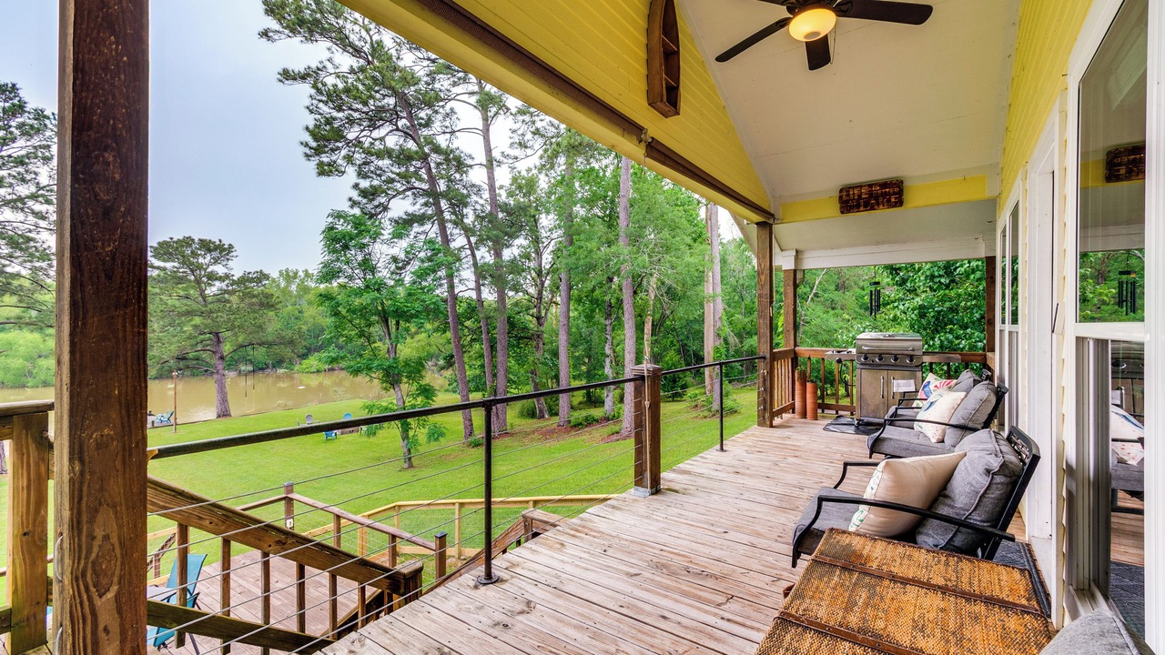 Photo of Patio Balcony in Livingston