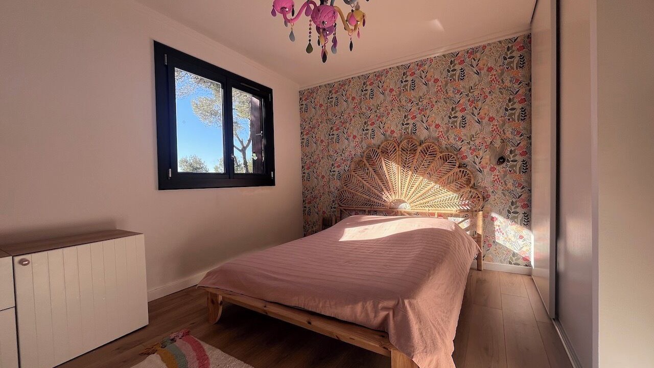 Photo of Bedroom in Saint-Drezery