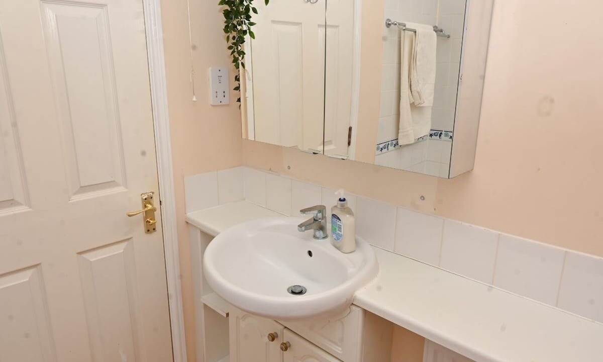 Photo of Bathroom in Southampton City Centre