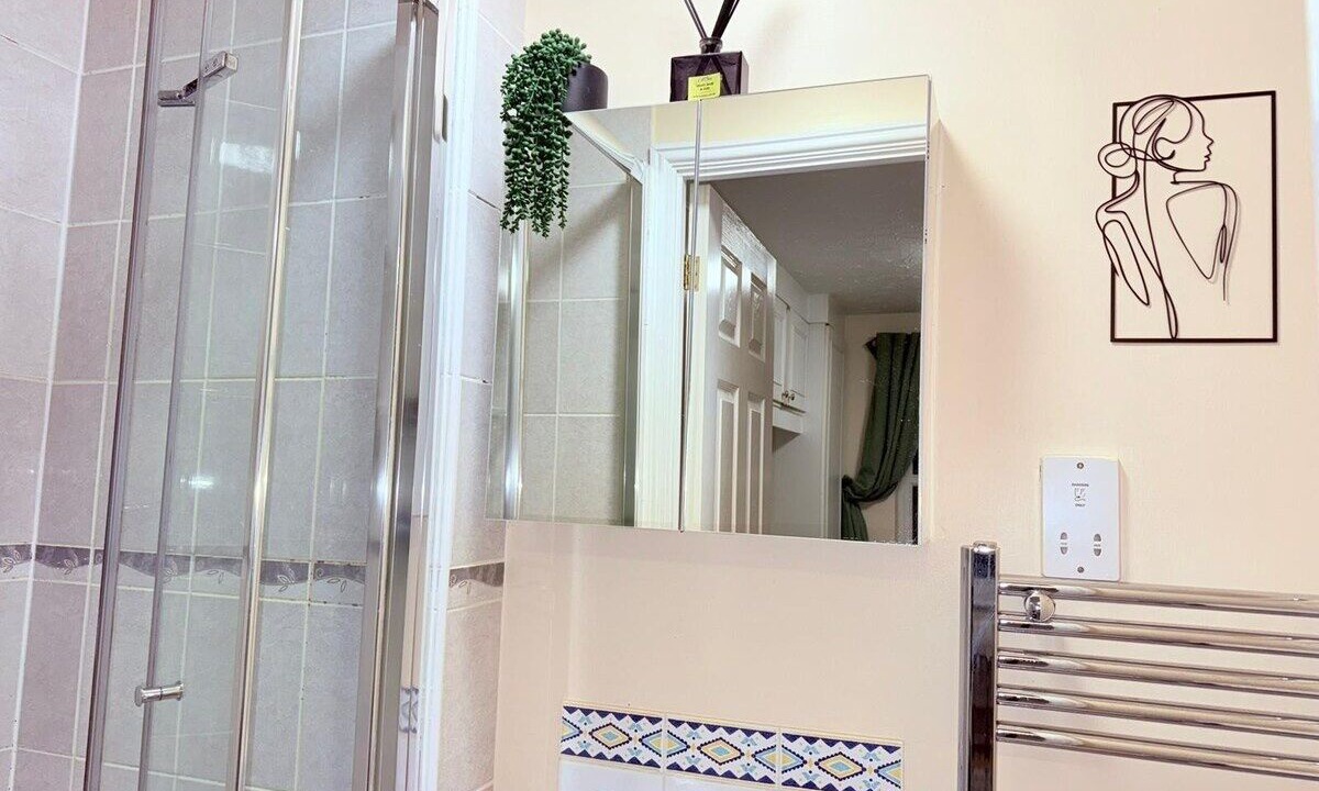 Photo of Bathroom in Southampton City Centre