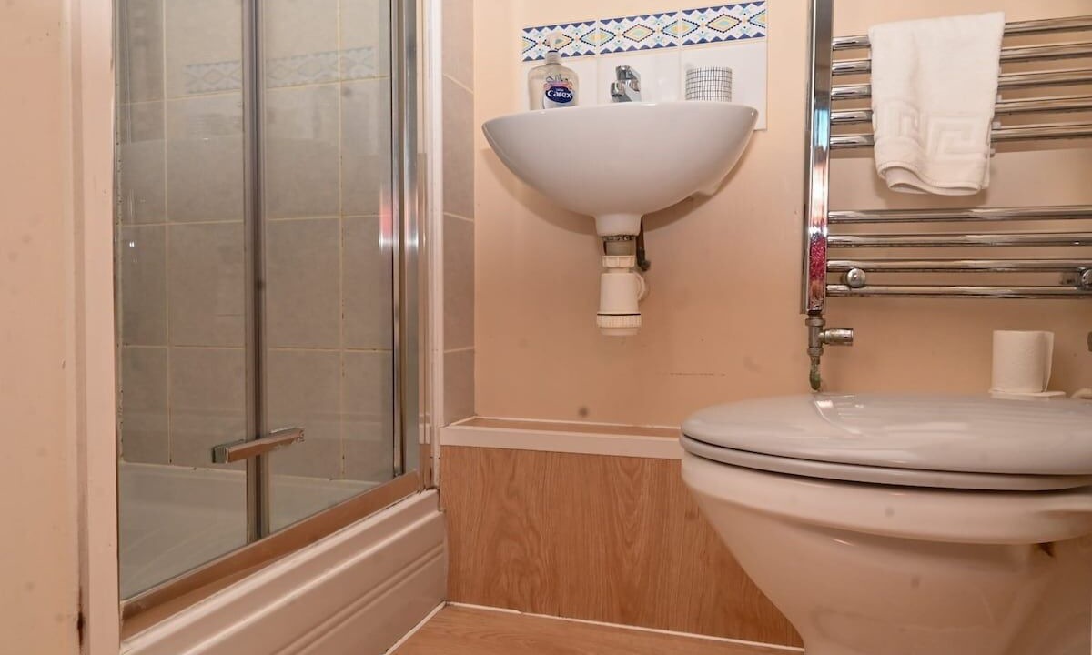 Photo of Bathroom in Southampton City Centre