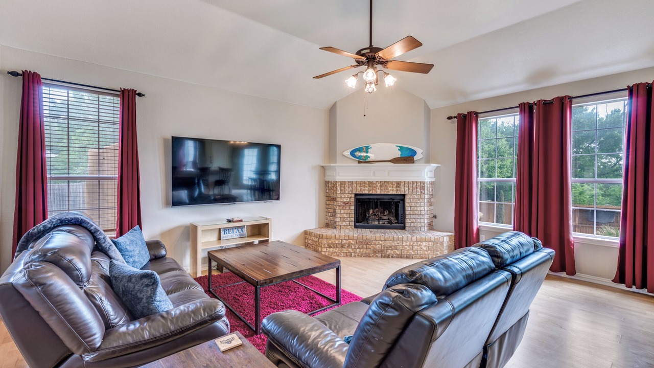 Photo of Livingroom in Denton