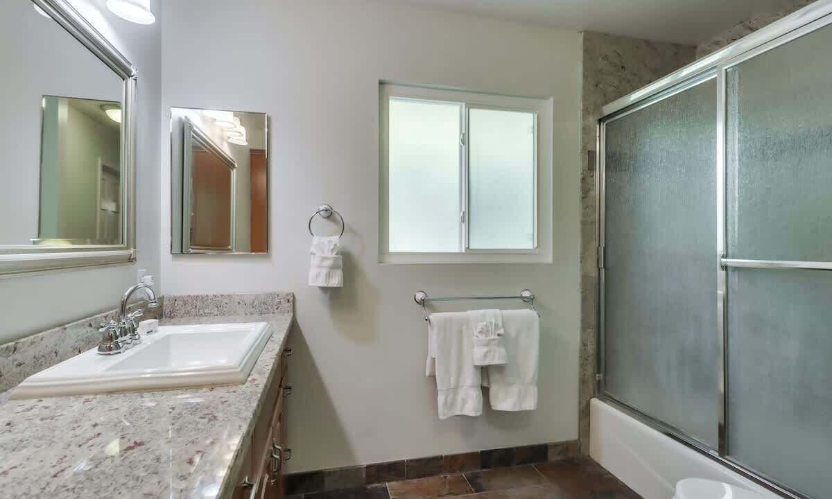 Photo of Bathroom in La Jolla Shores