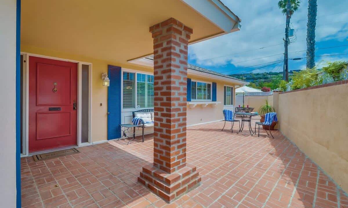 Photo of Patio Balcony in La Jolla Shores