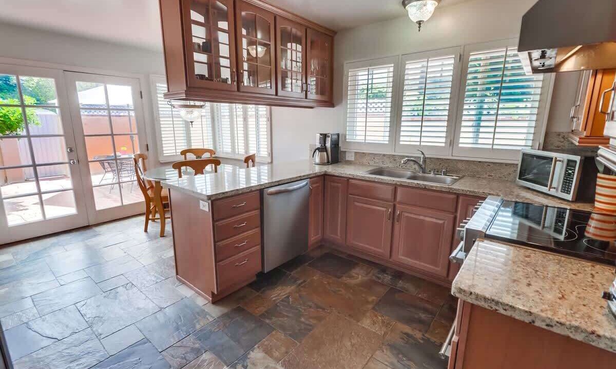 Photo of Kitchen in La Jolla Shores