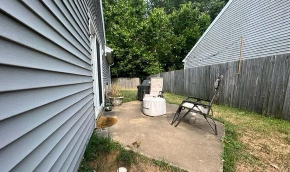 Photo of Patio Balcony in Evansville