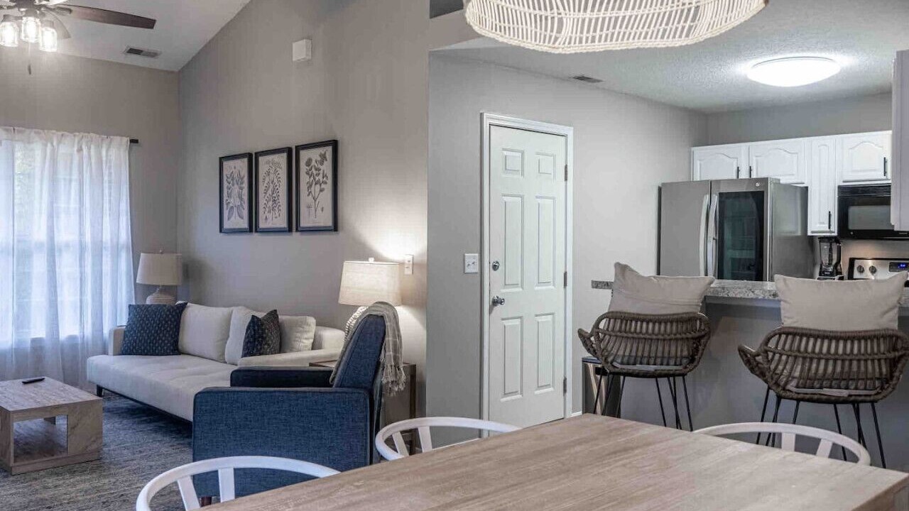 Photo of Livingroom in Evansville