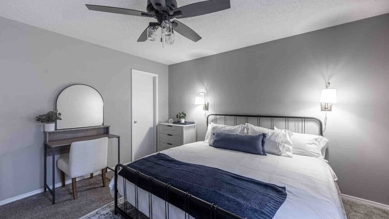 Photo of Bedroom in Evansville