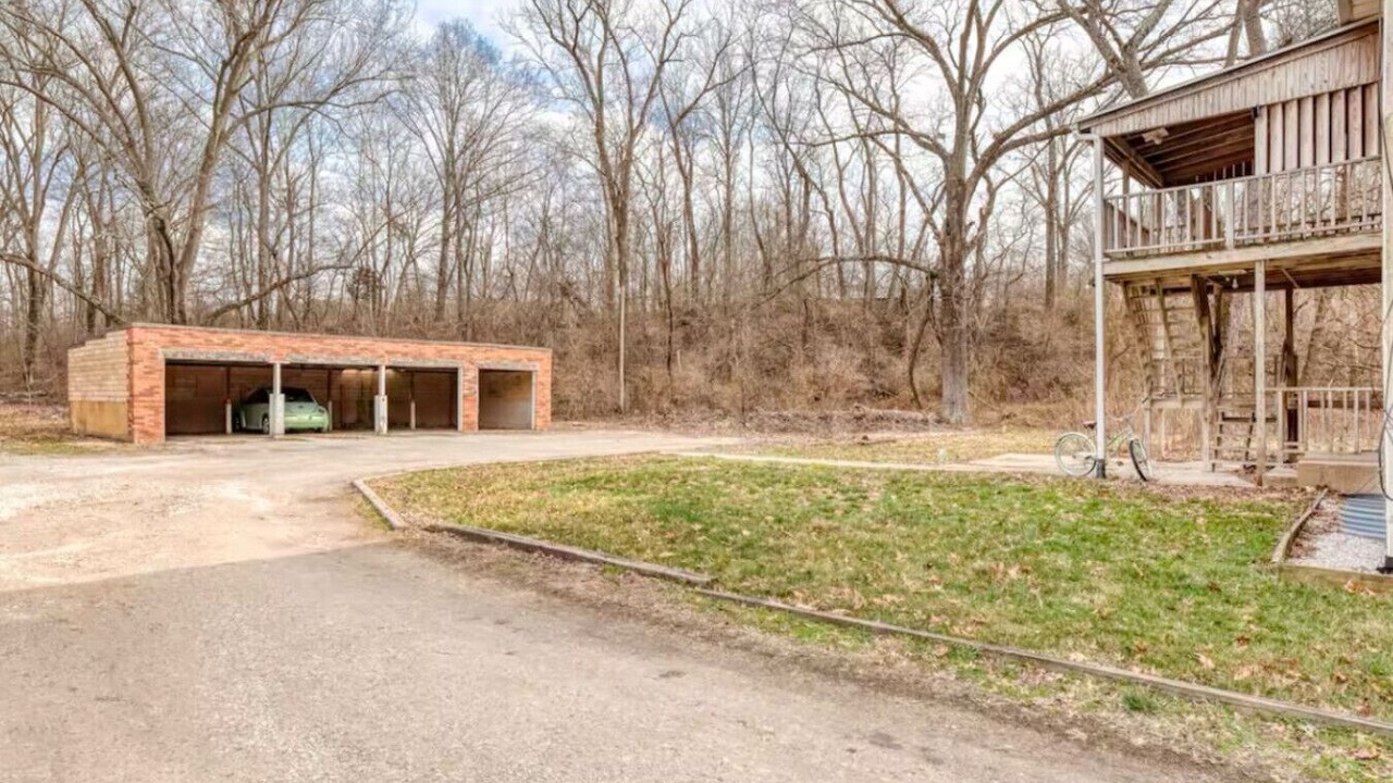Photo of Outdoor in North Terre Haute