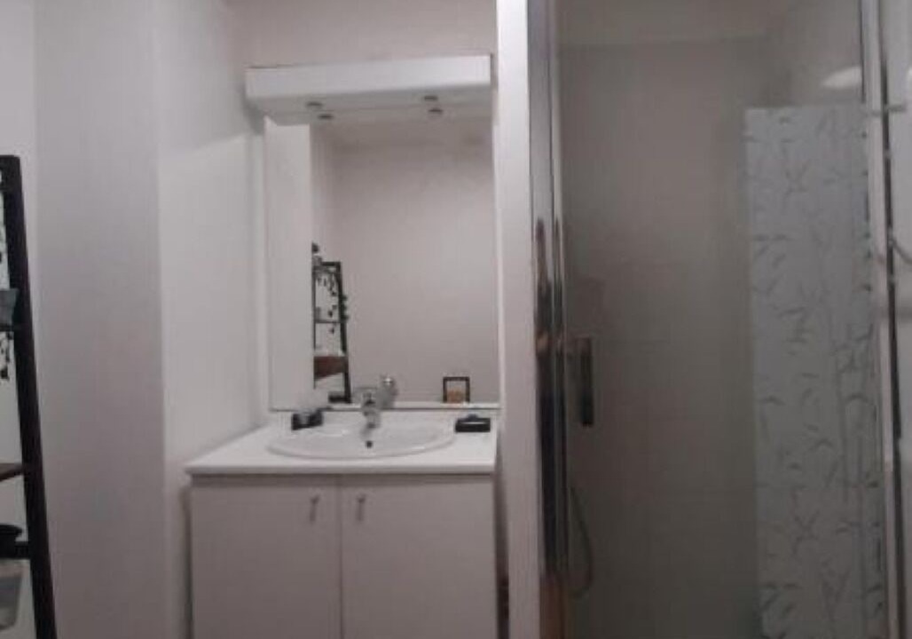 Photo of Bathroom in Colombelles