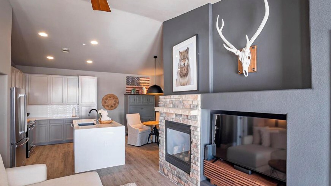 Photo of Livingroom in Silvercreek