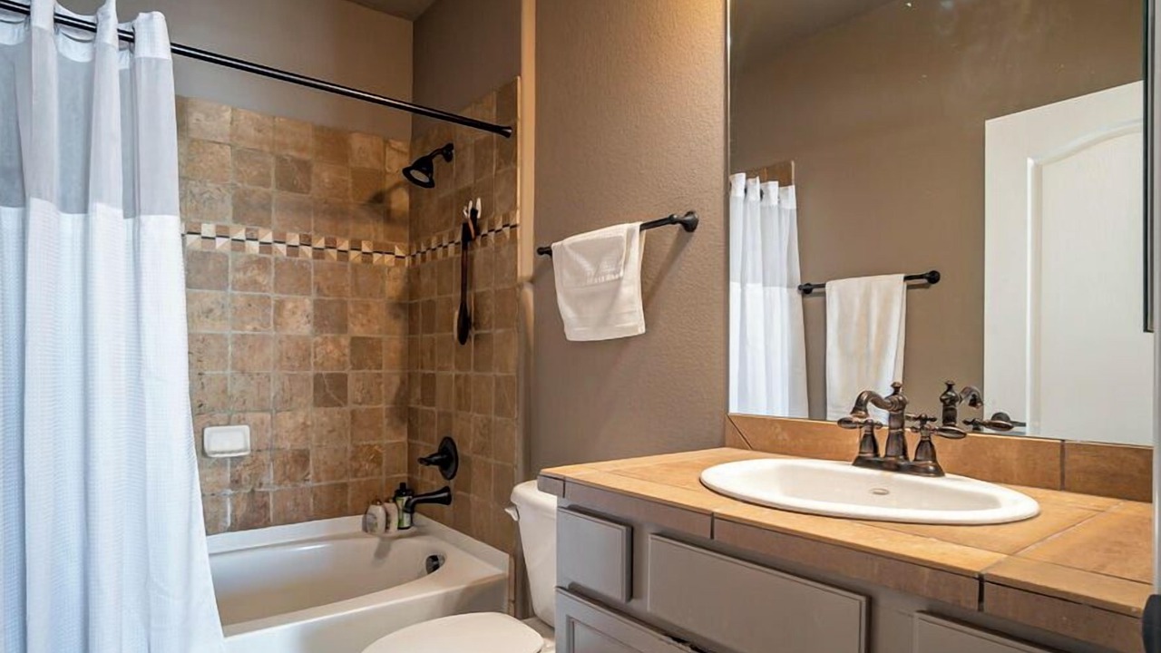 Photo of Bathroom in Silvercreek
