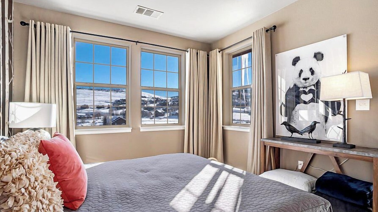 Photo of Bedroom in Silvercreek