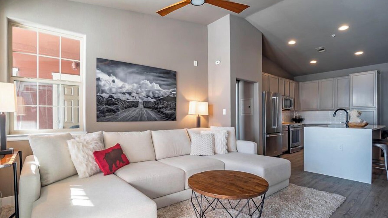 Photo of Livingroom in Silvercreek