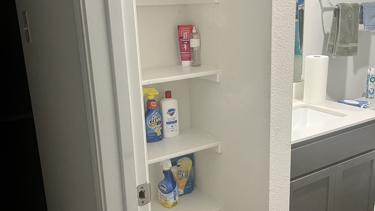Photo of Bathroom in Aubrey